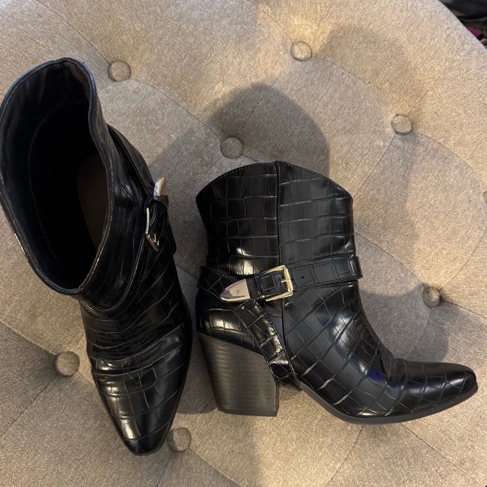Black Snake print Booties